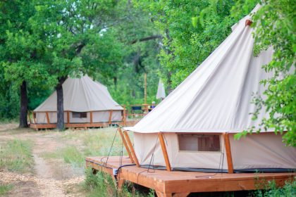 Évadez-vous : les lodges de camping en pleine nature pour une expérience unique !